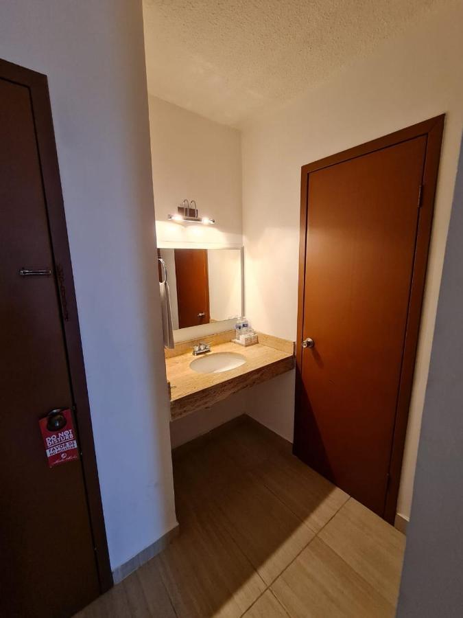 Hotel Marlon Chetumal Dış mekan fotoğraf